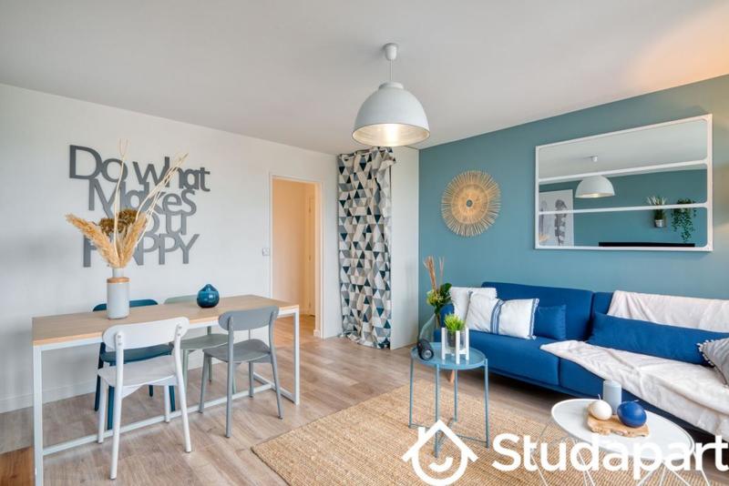 Chambre - 10 m² - 1 pièce