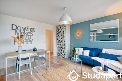 Chambre - 10 m² - 1 pièce