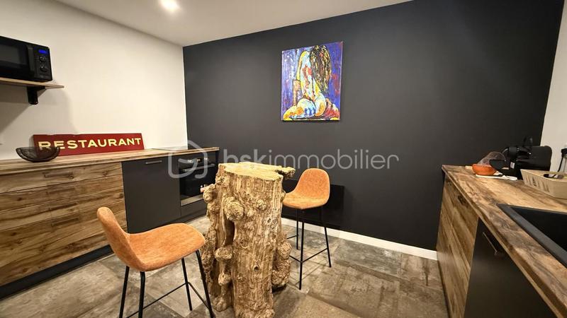 Atelier d'activités - 166 m² - 5 pièces