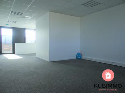 Bureau - 50 m² - 1 pièce