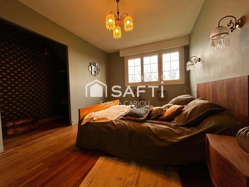 Maison - 145 m² - 8 pièces