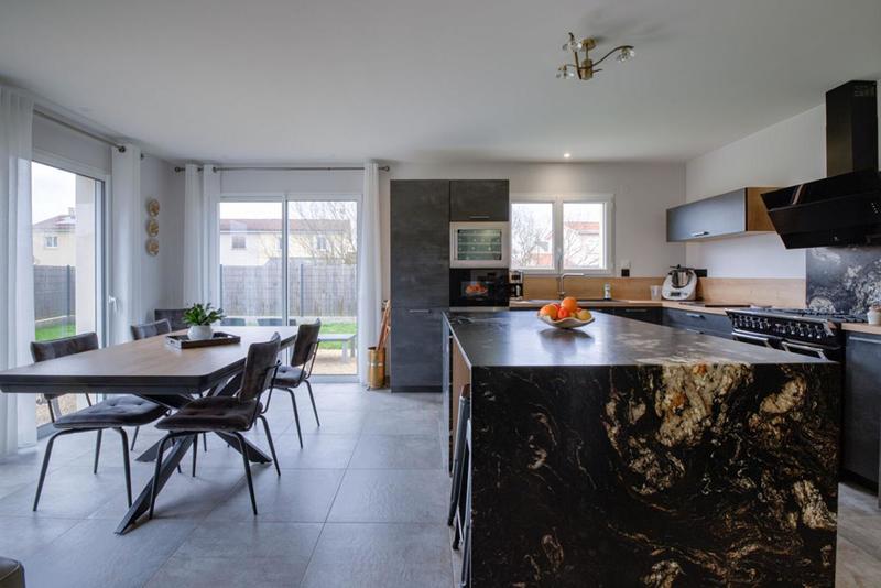 Villa - 100 m² - 4 pièces