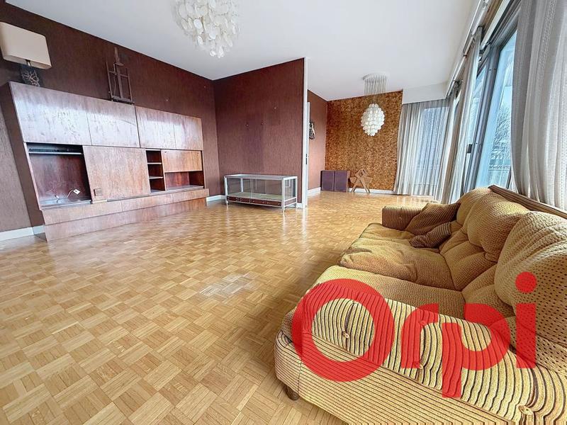 Appartement - 90 m² - 4 pièces