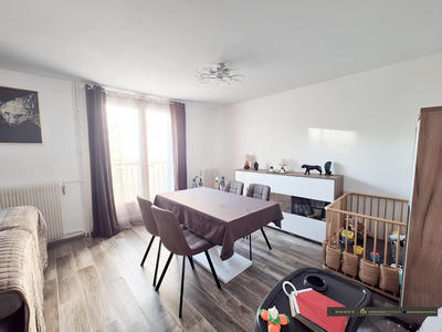 Appartement - 72 m² - 4 pièces