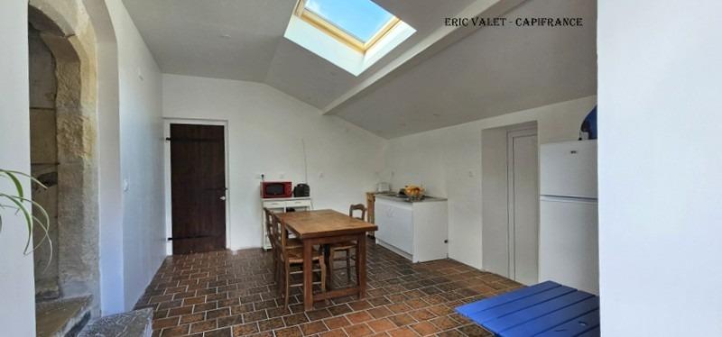 Maison - 285 m² - 9 pièces