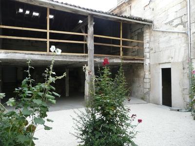 Immeuble - 280 m² - 14 pièces