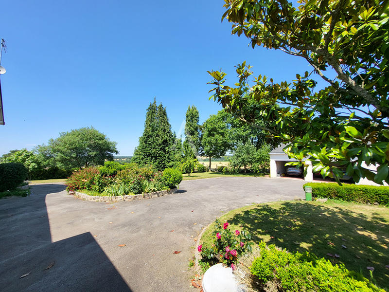 Maison - 190 m² - 8 pièces