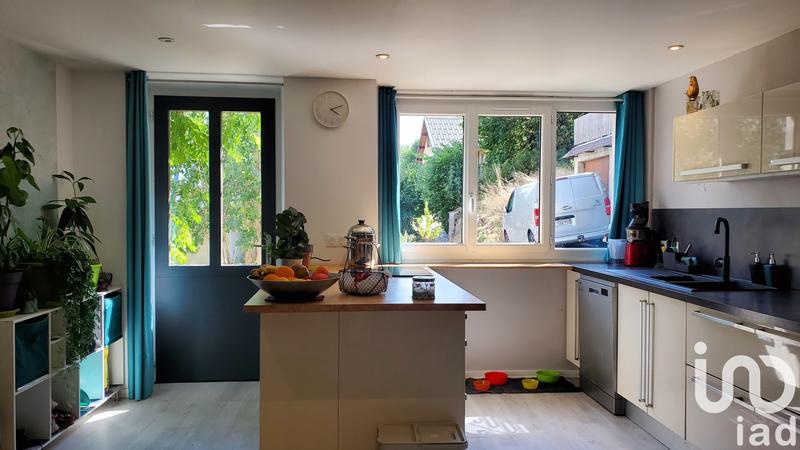 Maison - 179 m² - 9 pièces