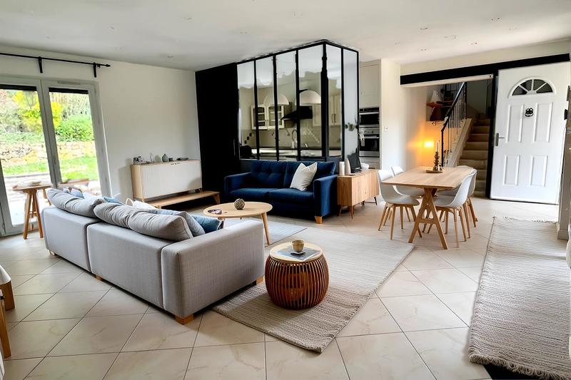 Maison - 145 m² - 6 pièces