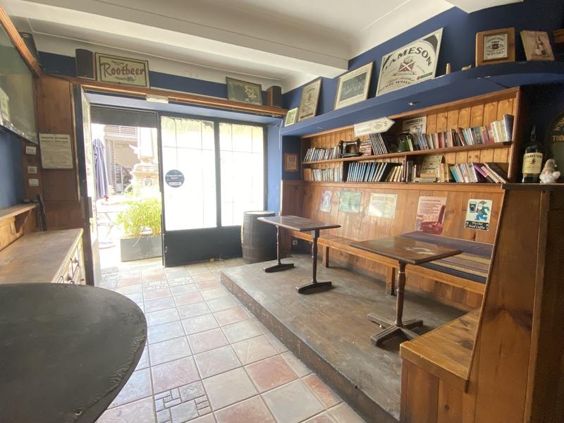 Fonds de commerce - 207 m²