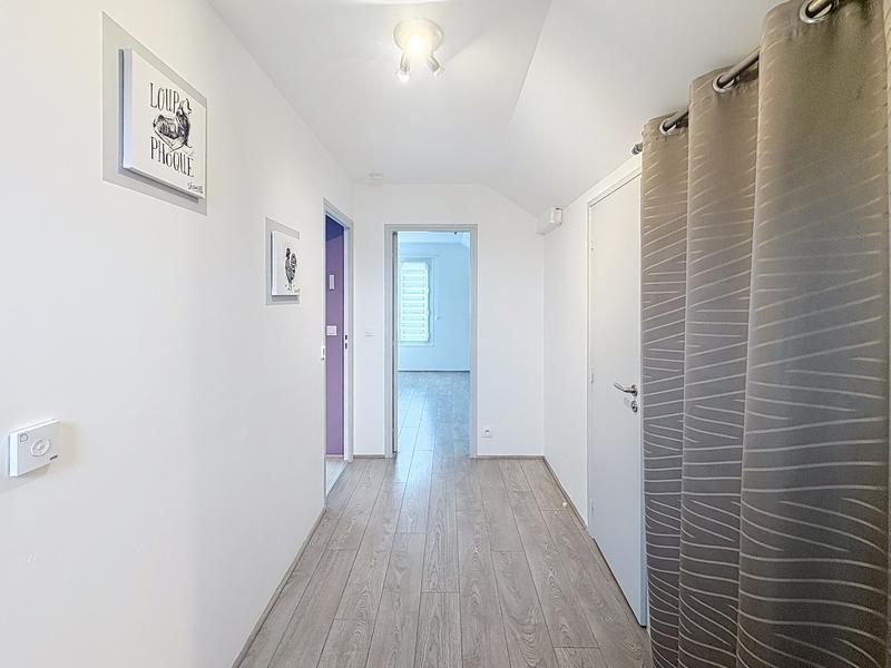 Maison traditionnelle - 140 m² - 5 pièces