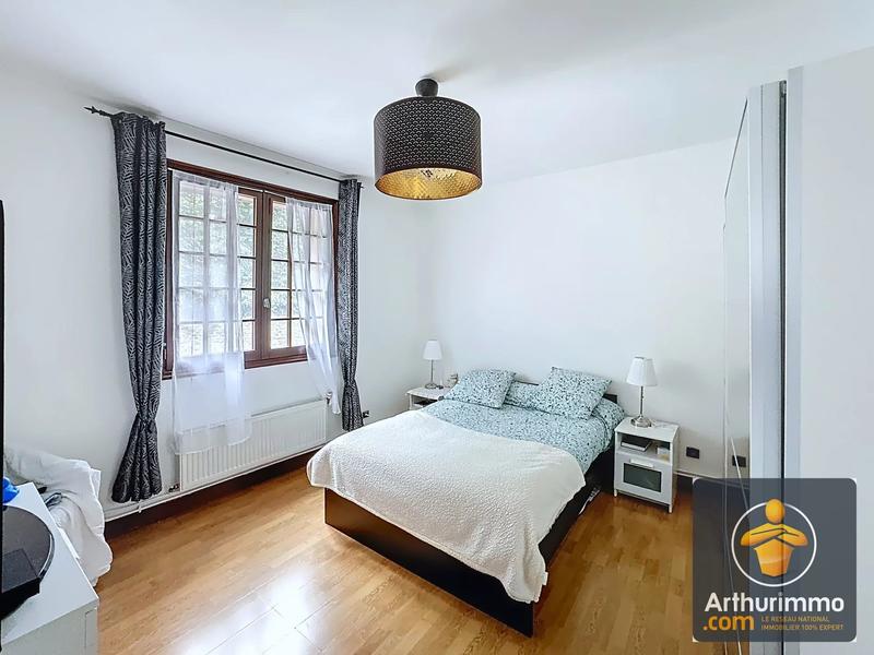 Maison - 300 m² - 10 pièces