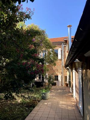 Maison ancienne - 302 m² - 9 pièces