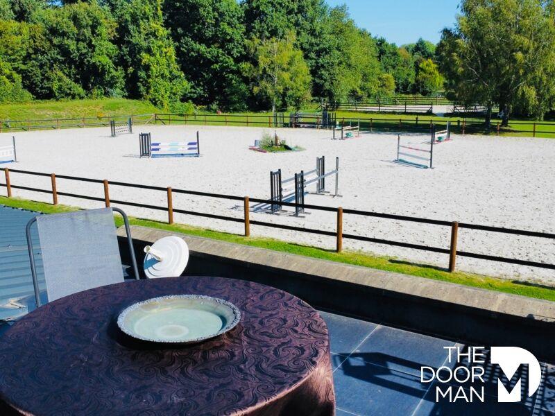 Maison de domaine équestre - 300 m² - 9 pièces