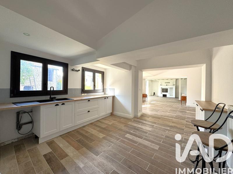 Maison - 159 m² - 6 pièces