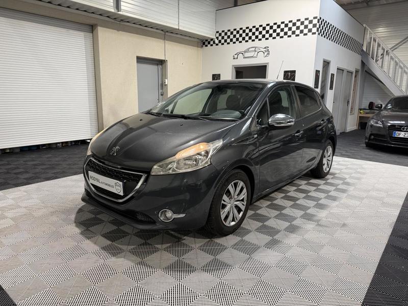 Peugeot 208 1.6 e-HDi Style 5p