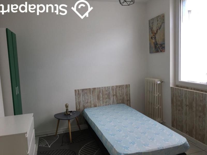 Chambre - 12 m² - 1 pièce