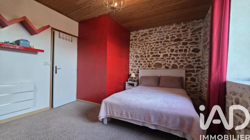 Maison - 143 m² - 8 pièces