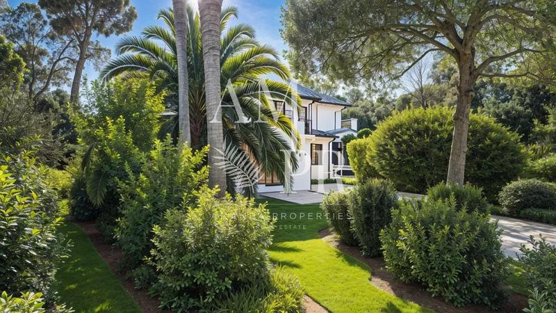 Villa - 216 m² - 7 pièces