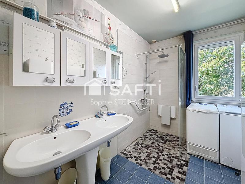 Maison - 164 m² - 7 pièces