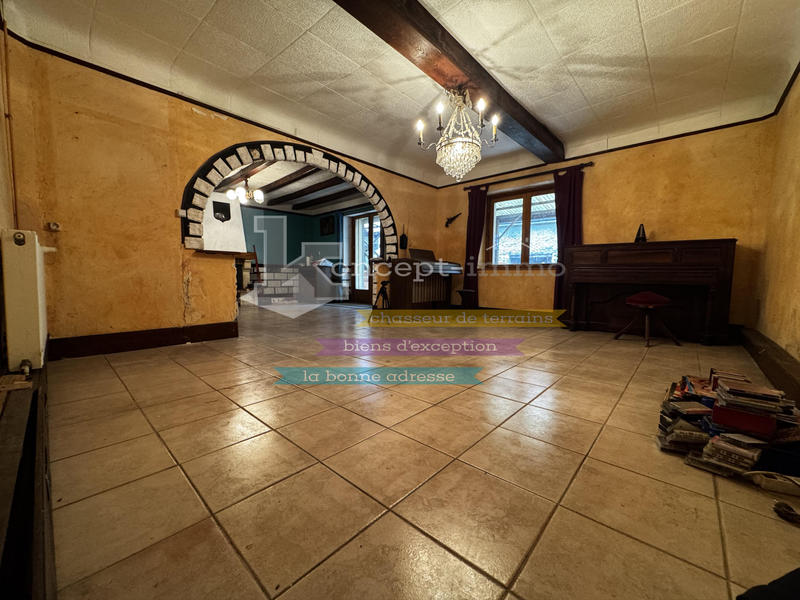 Maison - 96 m² - 5 pièces