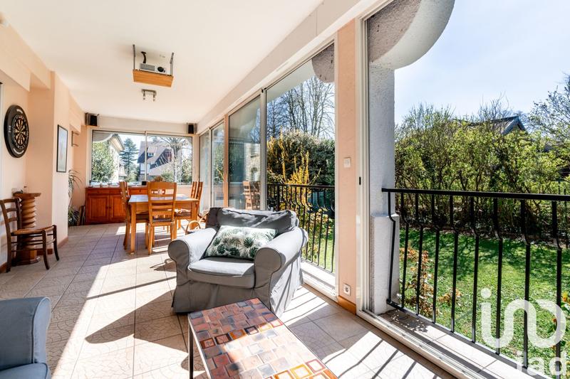 Maison - 170 m² - 8 pièces