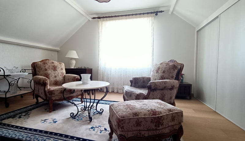 Maison - 172 m² - 7 pièces