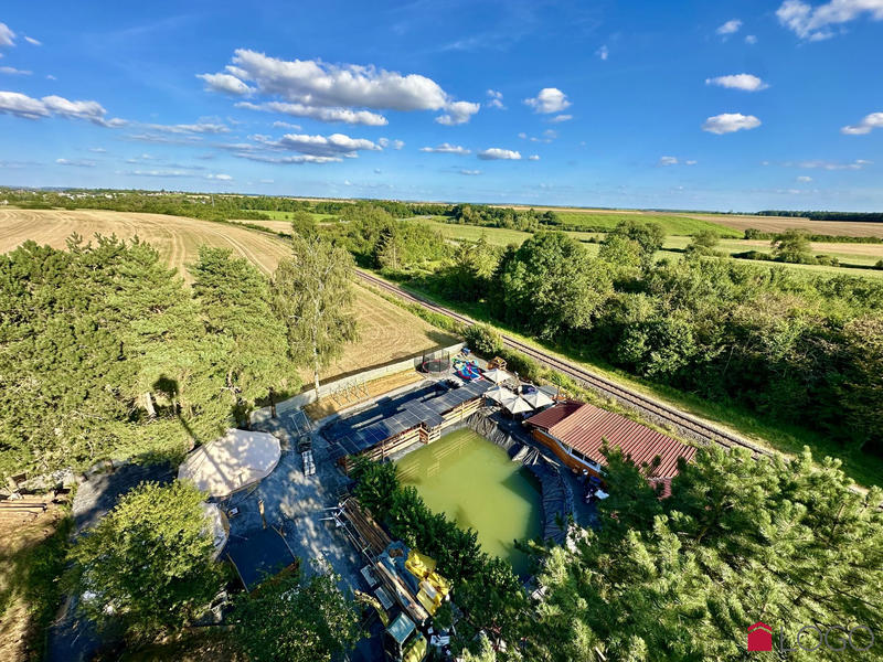 Terrain de loisirs - 3 800 m²