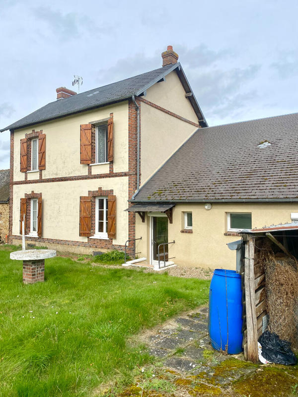 Maison - 93 m² - 4 pièces