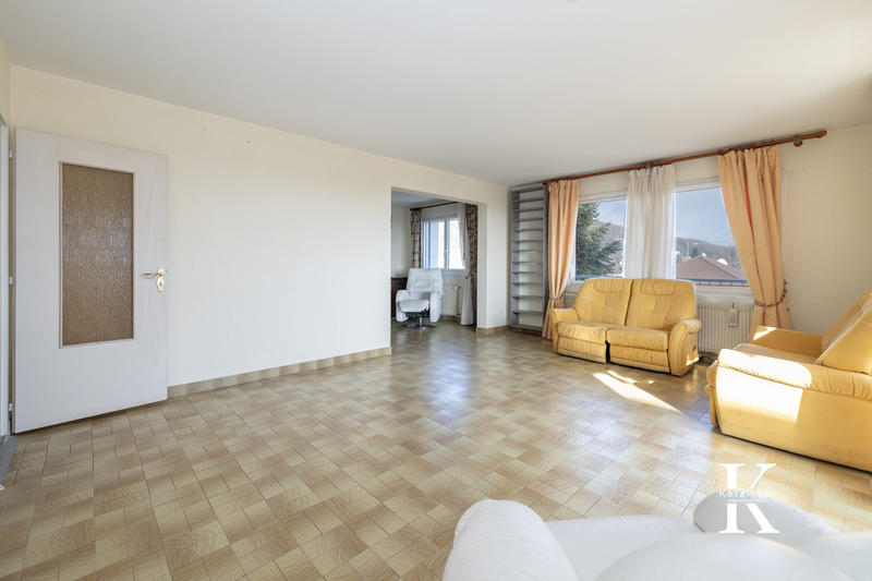 Appartement - 105 m² - 5 pièces