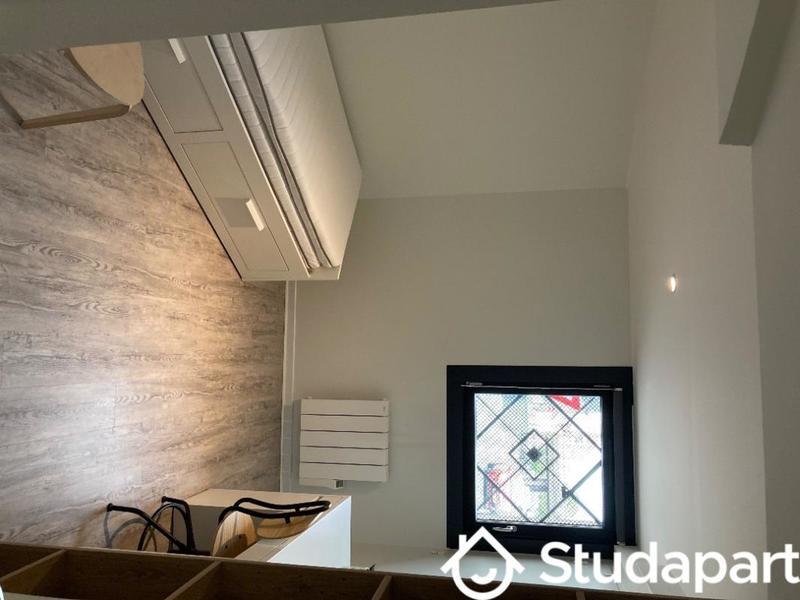 Chambre - 11 m² - 1 pièce