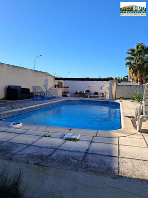 Maison - 182 m² - 7 pièces