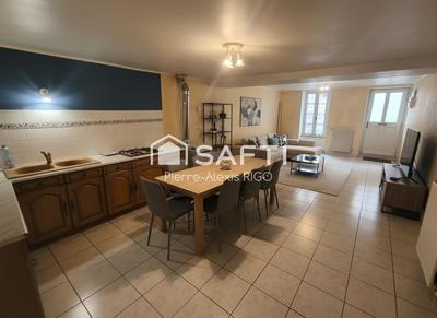 Maison - 160 m² - 5 pièces