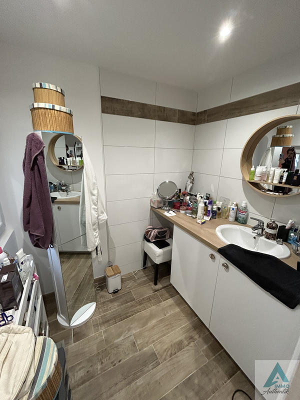 Maison - 87 m² - 4 pièces