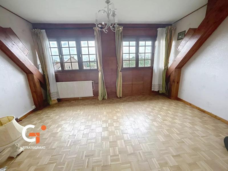Maison - 140 m² - 6 pièces
