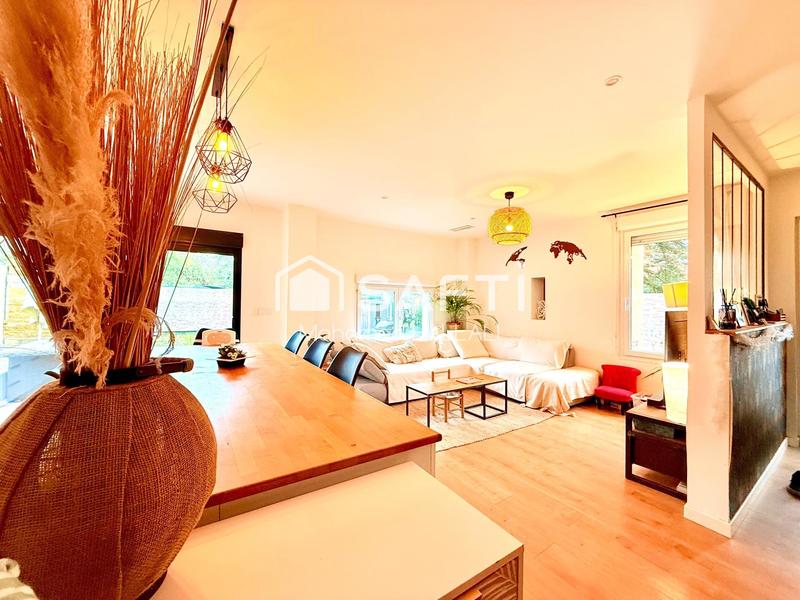 Maison - 105 m² - 5 pièces