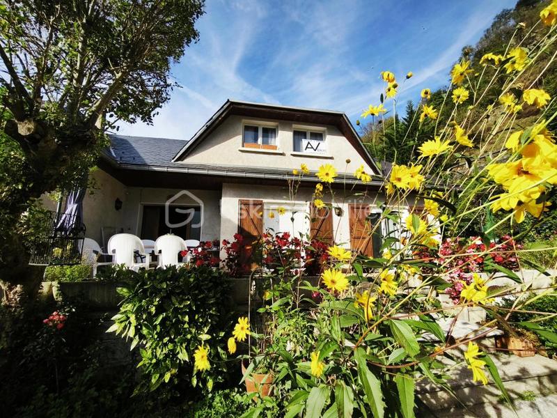 Villa - 230 m² - 10 pièces