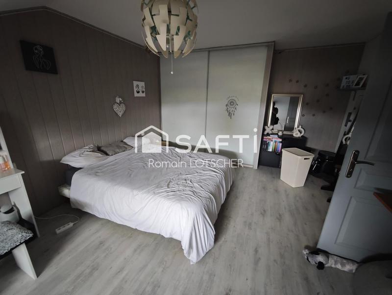 Maison - 213 m² - 7 pièces