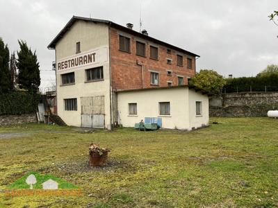 Local commercial - 350 m² - 11 pièces