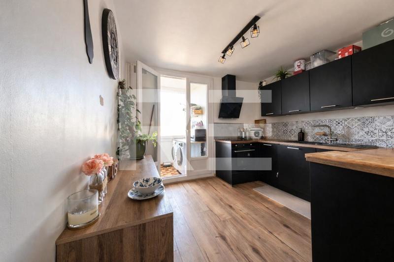 Appartement - 66 m² - 4 pièces