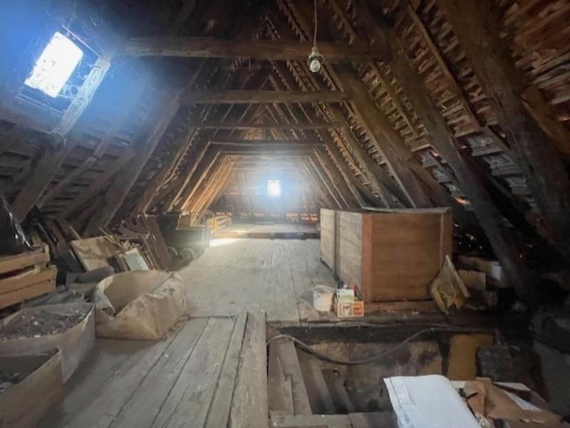 Maison - 93 m² - 4 pièces