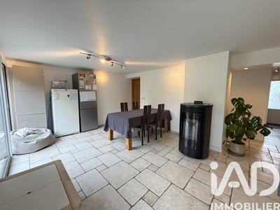 Maison - 133 m² - 6 pièces