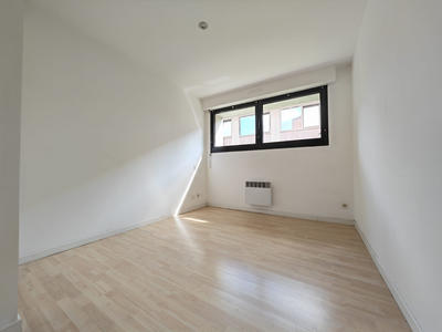 Appartement - 80 m² - 3 pièces