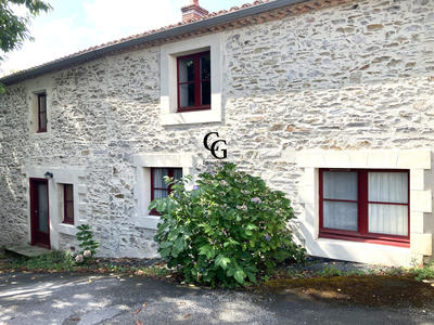 Maison - 174 m² - 7 pièces