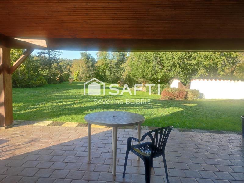 Maison - 220 m² - 7 pièces