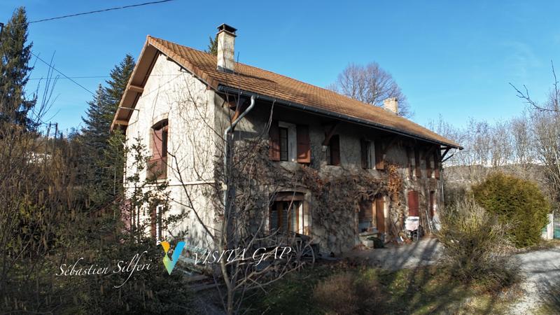 Maison - 143 m² - 12 pièces