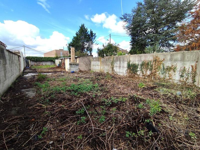 Terrain constructible - 253 m²