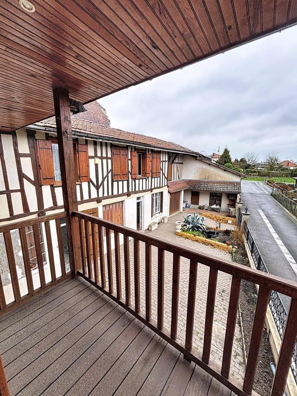 Maison - 268 m² - 8 pièces