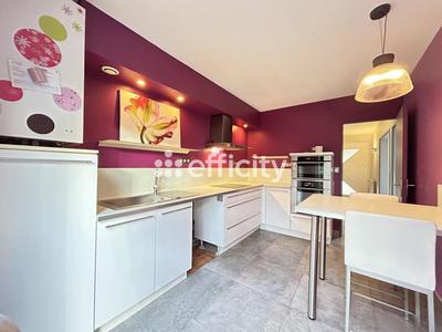 Pavillon - 104 m² - 5 pièces