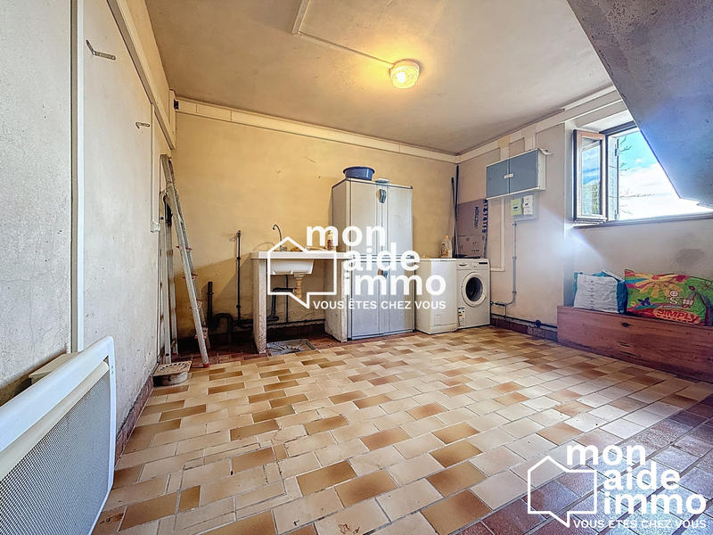 Maison - 355 m² - 10 pièces